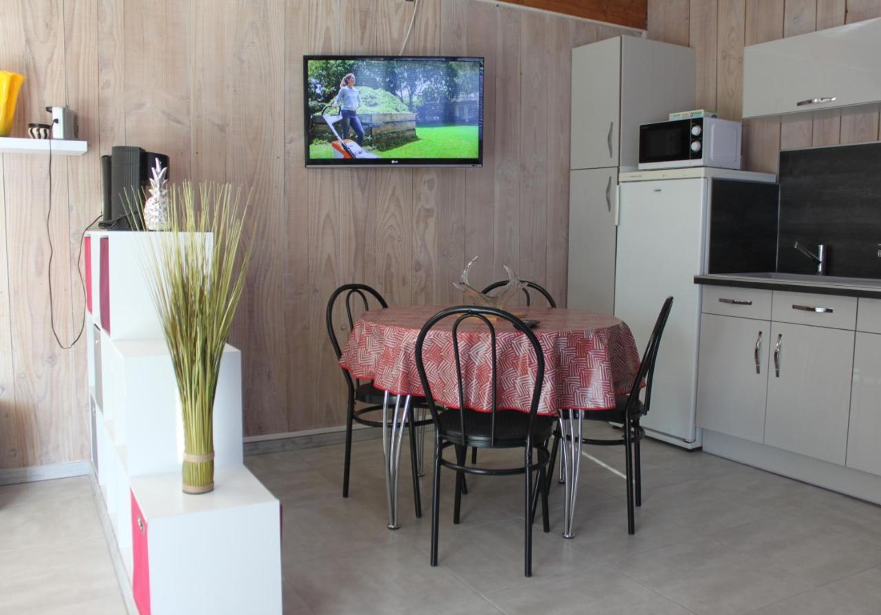 Les Jarres Bleues Apartment Grillon Exterior photo